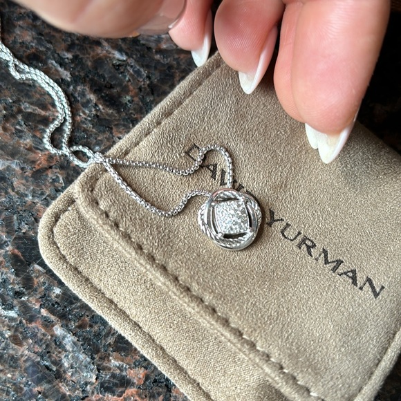 Infinity Pendant Necklace David yurman - Picture 4 of 4